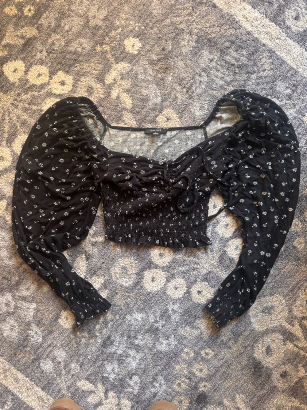 Love Tree Black Floral Puff-Sleeve Smocked Crop Top